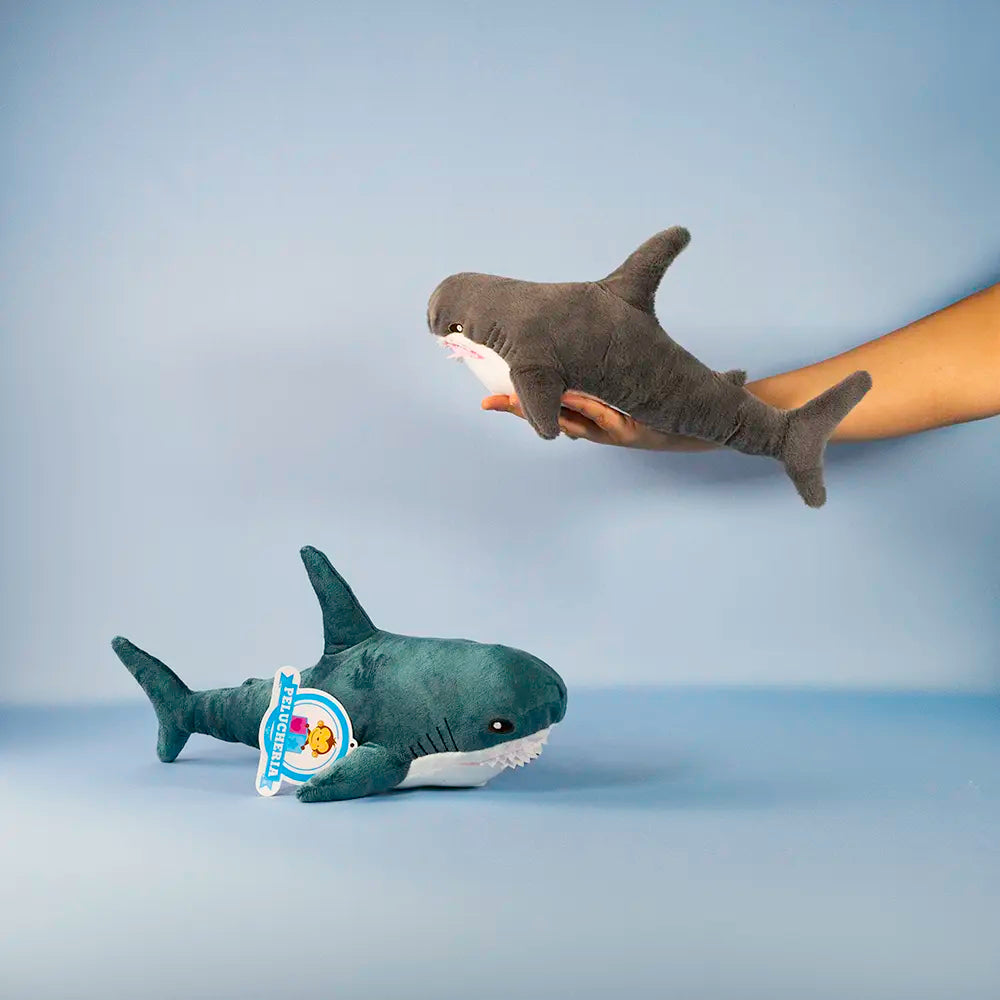 Tiburones de peluche en color azul y gris, miniatura para maquinas caza muñecos. Peluches economicos