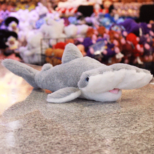 tiburon martillo de peluche S057-1